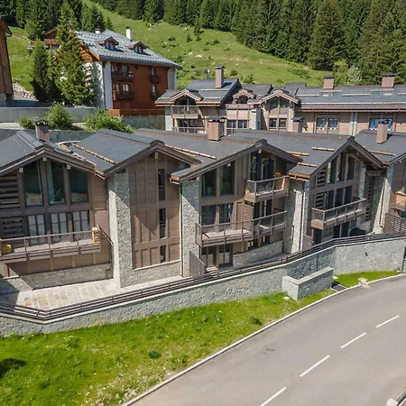 Domek alpejski De Charme A Avec Sauna Et Parking - Fr-1-562-59 Courchevel